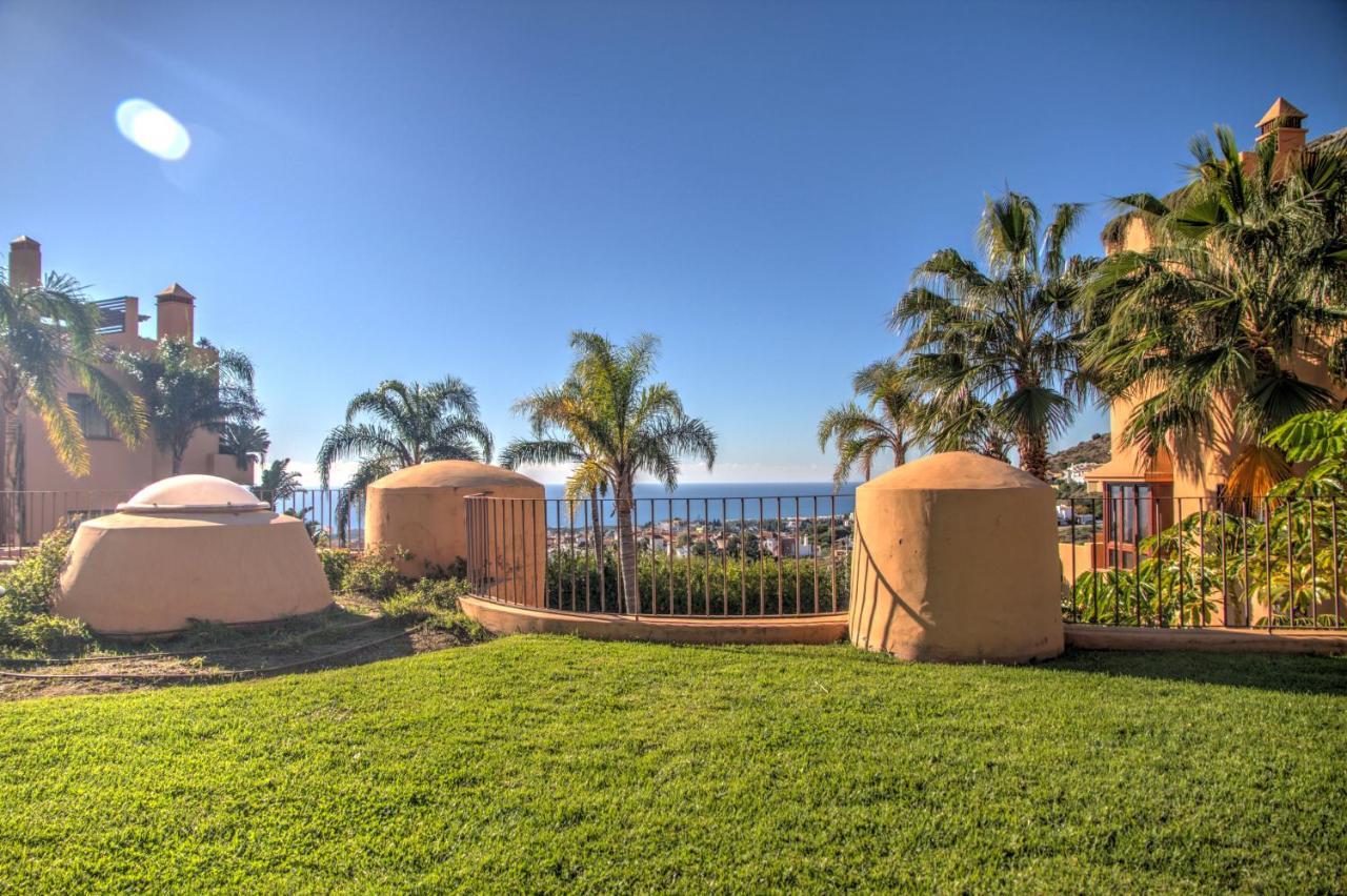 4 Bedroom Holiday Townhouse In Riviera Del Sol With Sea Views Ситио-де-Калаонда Экстерьер фото