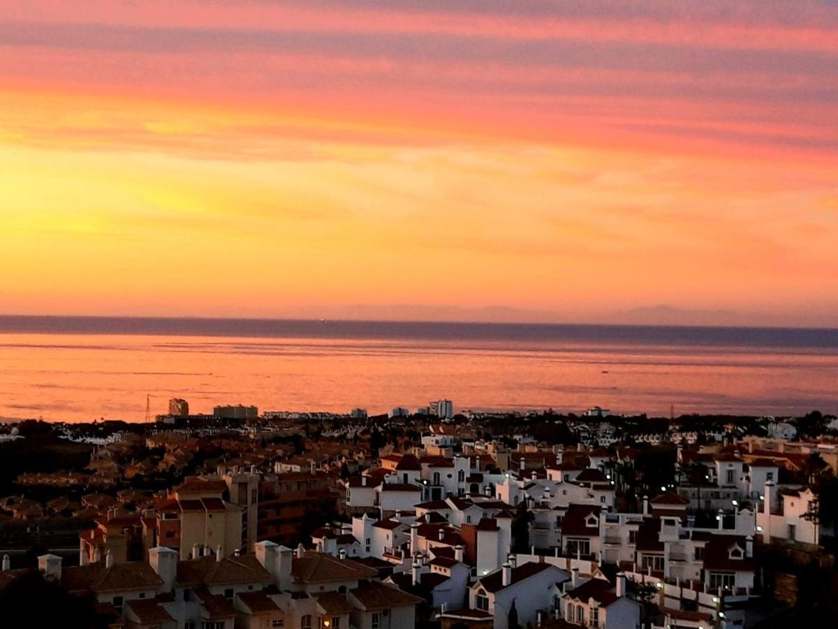 4 Bedroom Holiday Townhouse In Riviera Del Sol With Sea Views Ситио-де-Калаонда Экстерьер фото